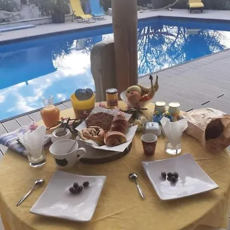 Bastide Du Bonheur Saint Donat 4* 格雷乌莱班