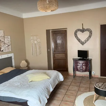 Bed & Breakfast Bastide Du Bonheur Saint Donat 4*