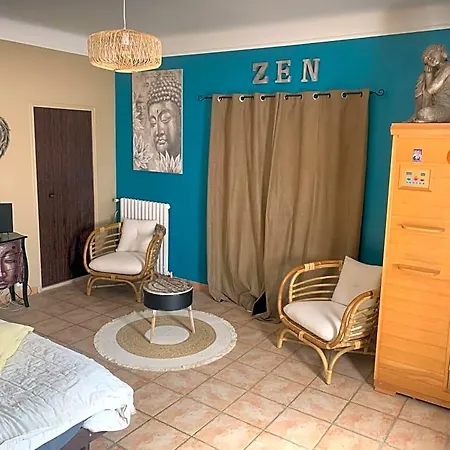 Bastide Du Bonheur Saint Donat 4*