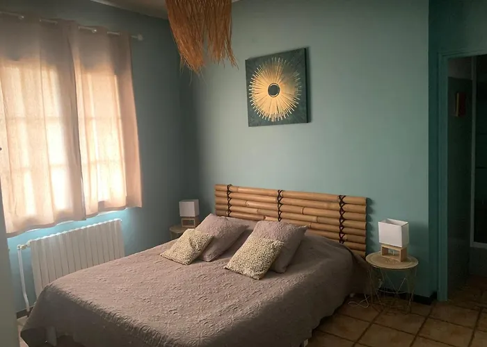 Bastide Du Bonheur Saint Donat Bed & Breakfast